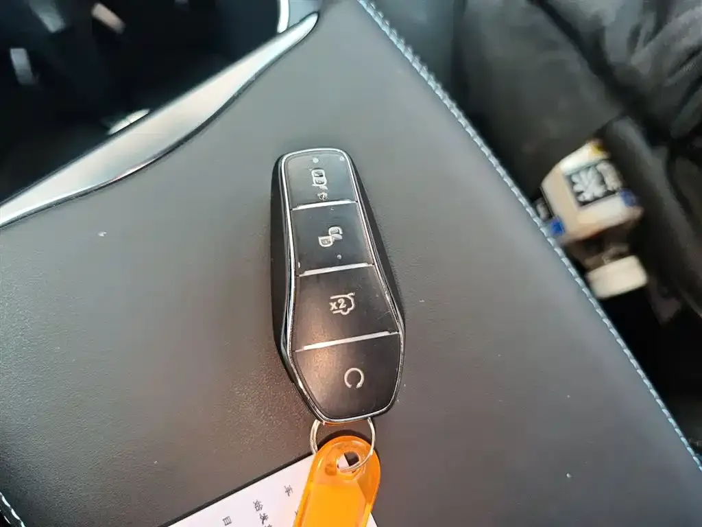 BYD Seal — фото 2
