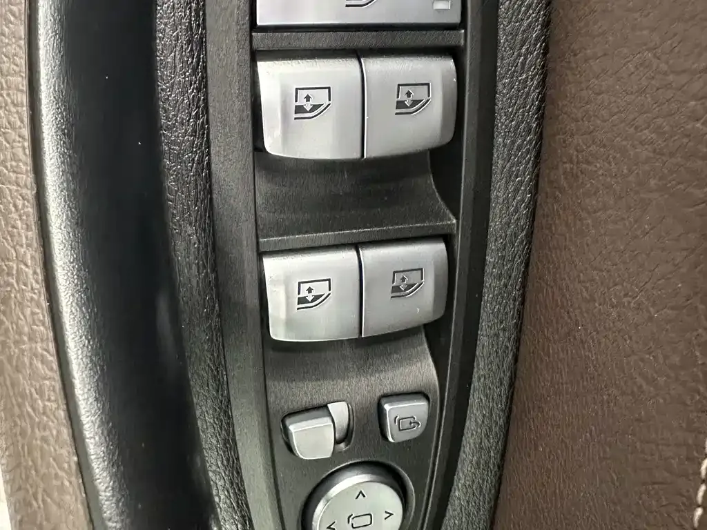 BMW X1 — фото 10
