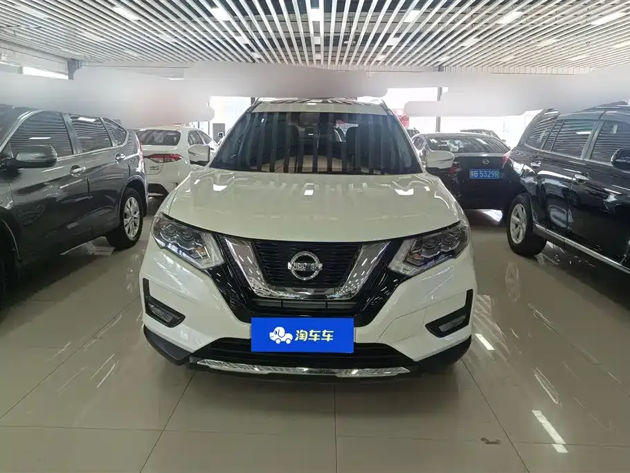 Nissan X-Trail — фото 9