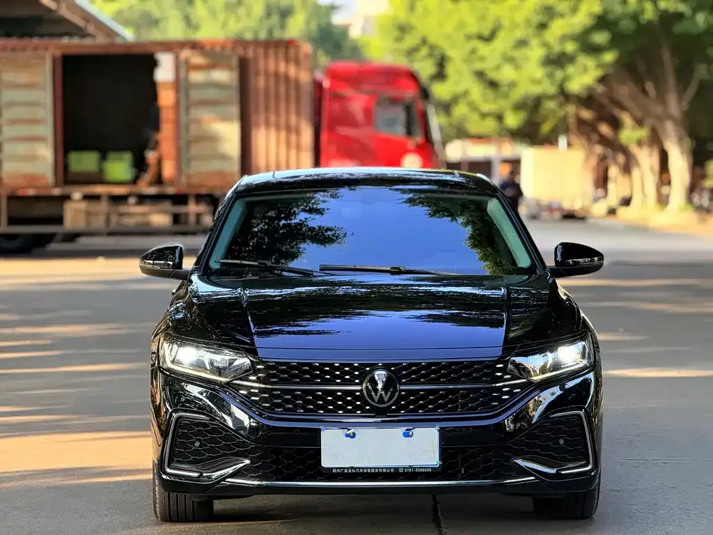 Volkswagen Passat — фото 6
