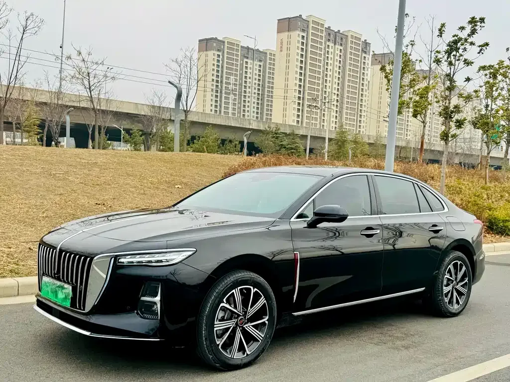 Hongqi H5 — фото 1