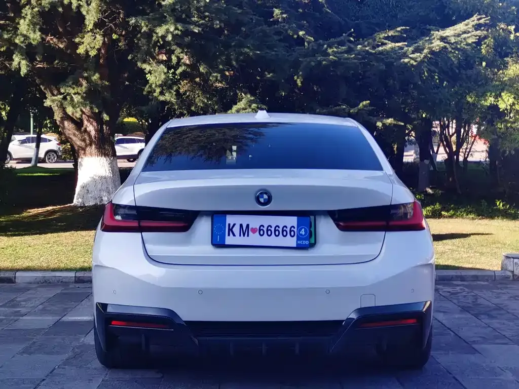 BMW i3 — фото 6