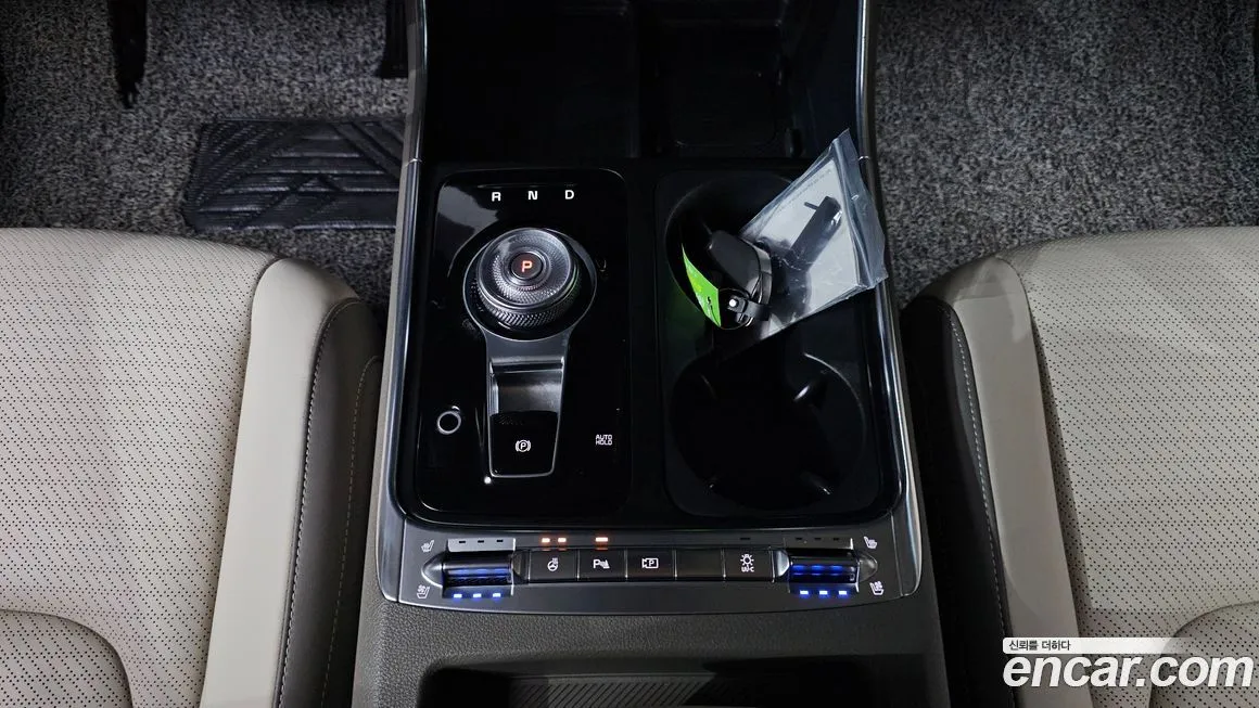 Kia Carnival — фото 10