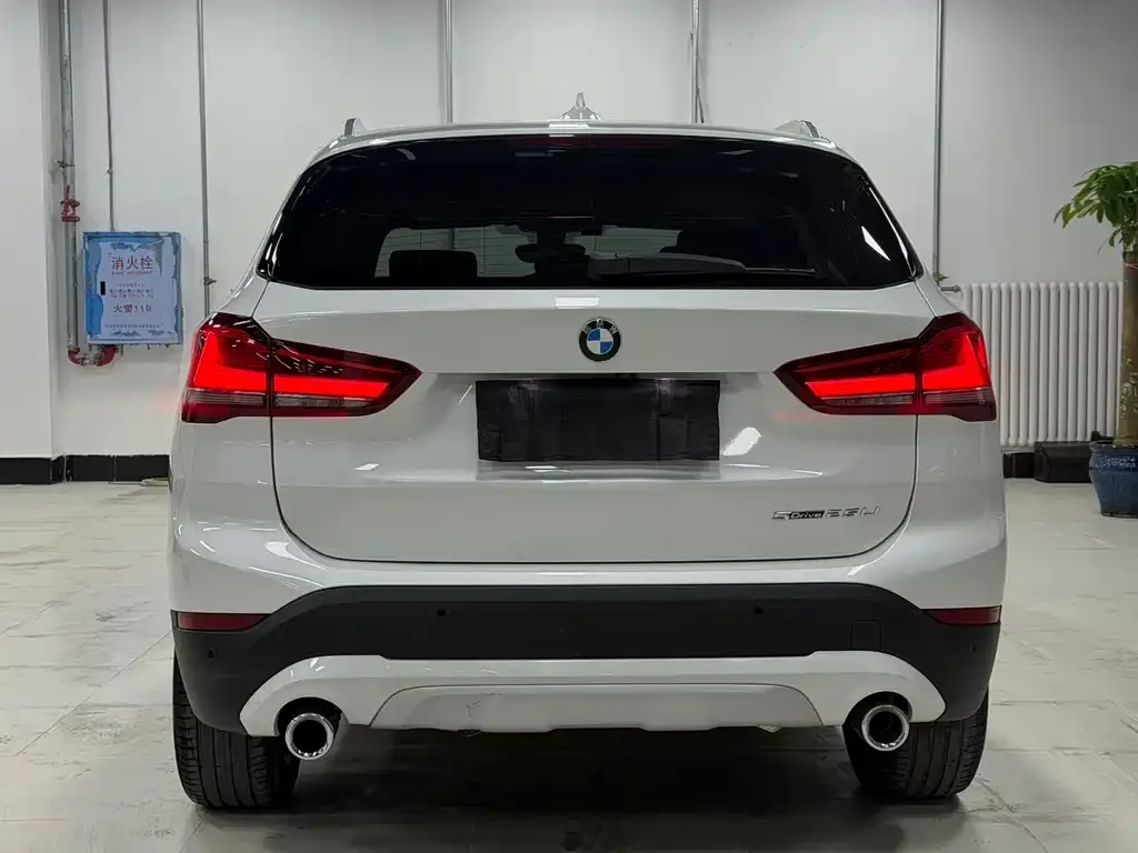 BMW X1 — фото 4