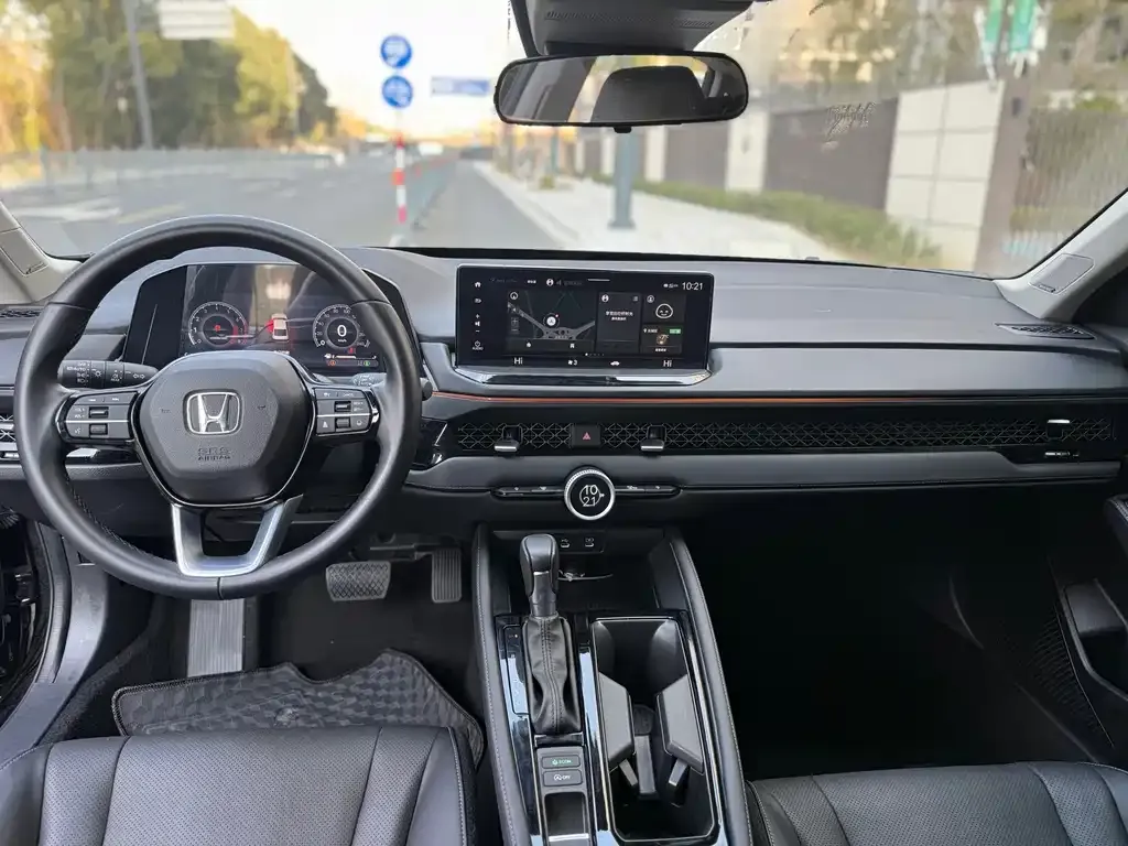 Honda Accord — фото 3