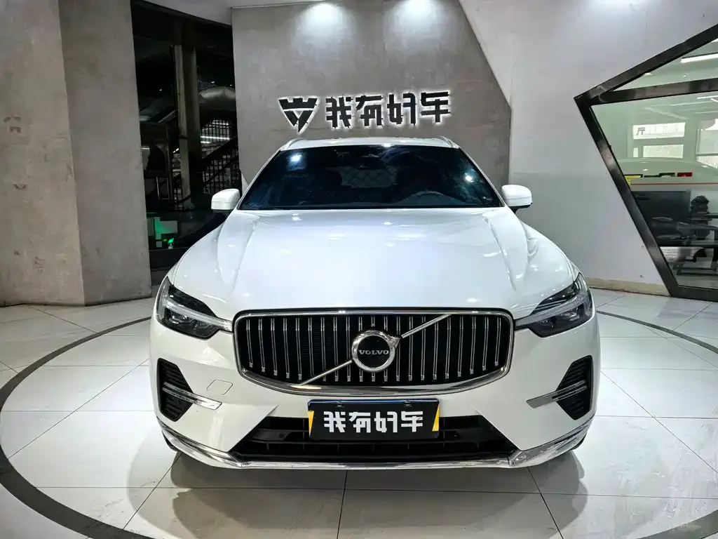 Volvo XC60 — фото 3