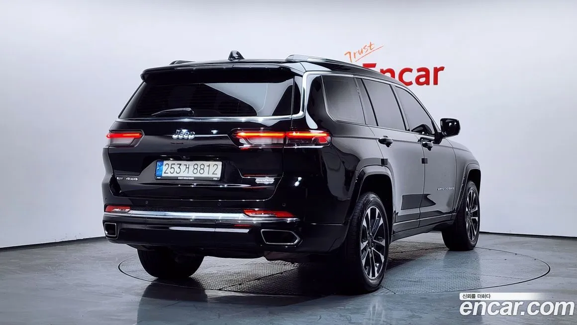 Jeep Cherokee — фото 3