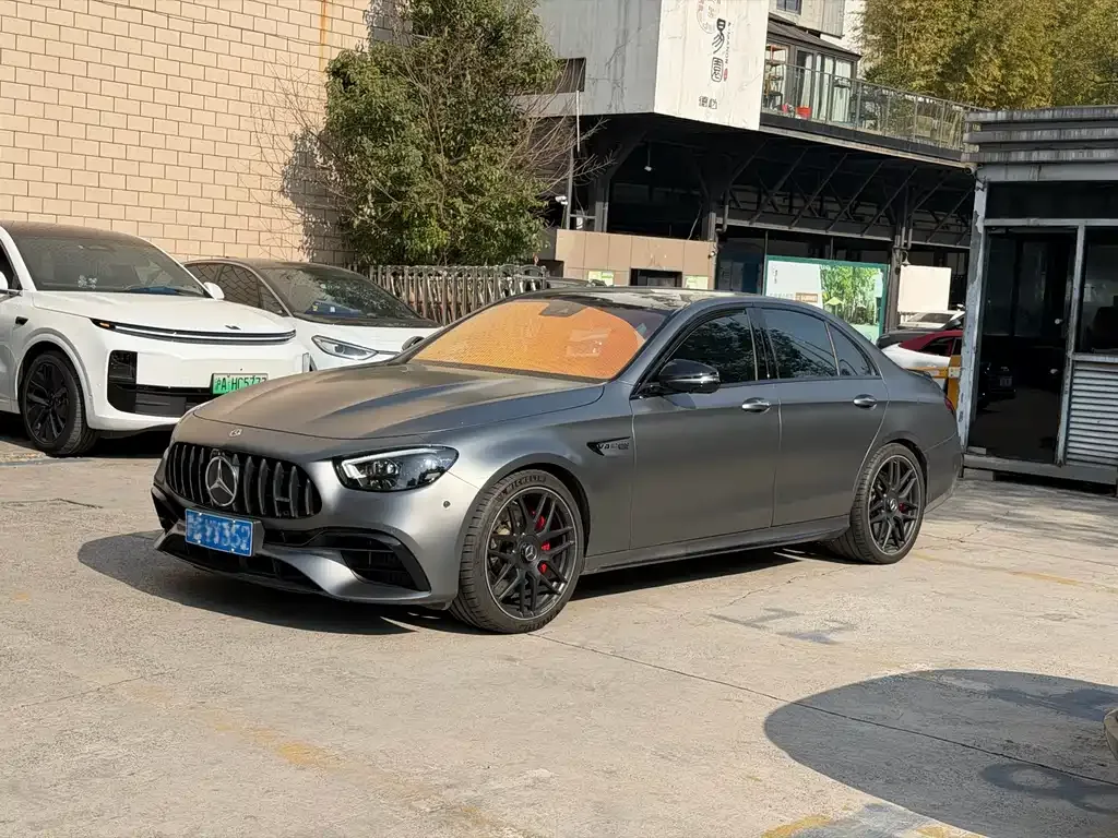 Mercedes-Benz E-Class AMG — фото 1