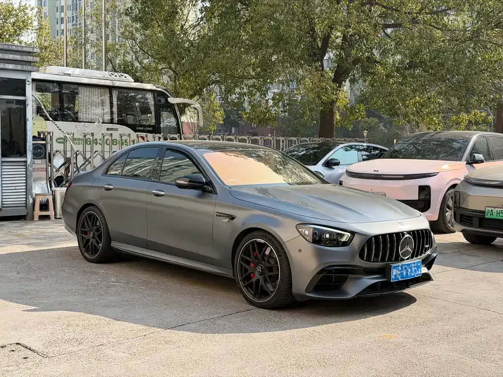 Mercedes-Benz E-Class AMG — фото 7