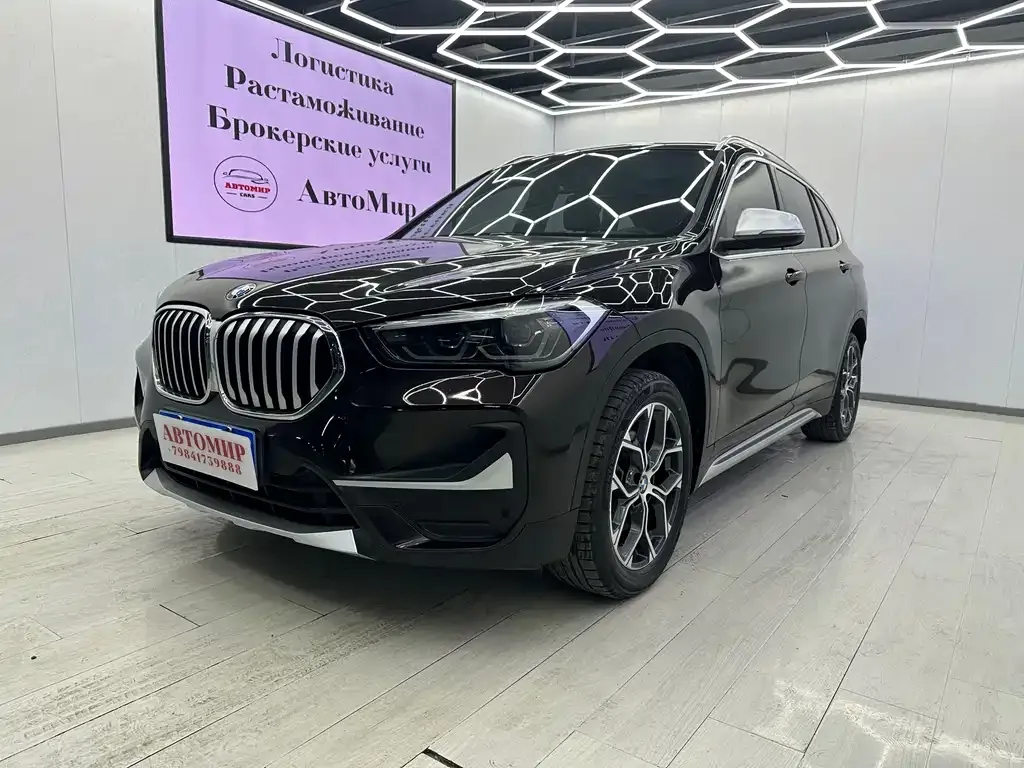 BMW X1 — фото 1