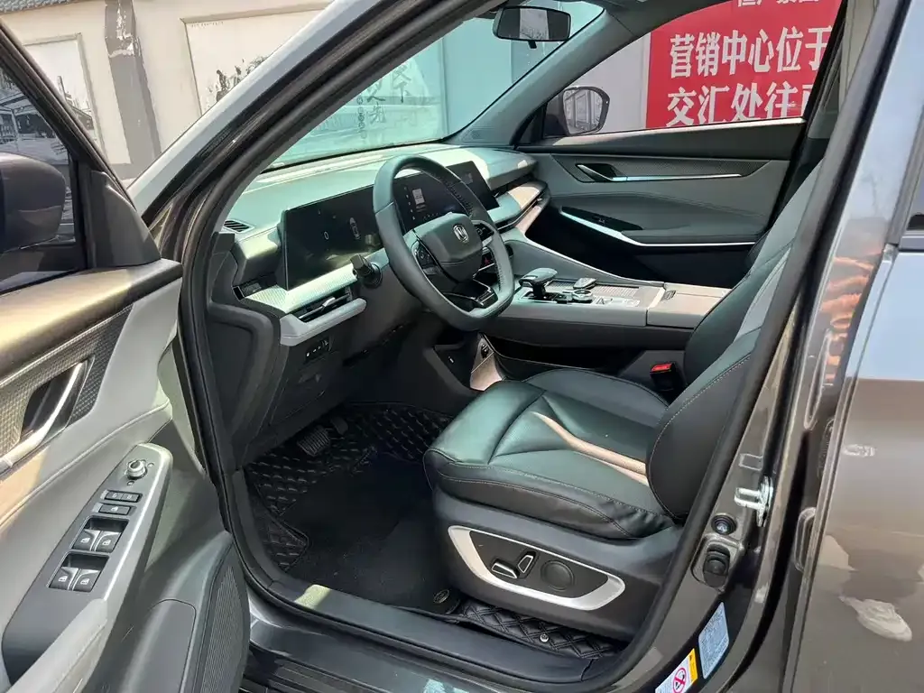 Changan CS75PLUS — фото 3