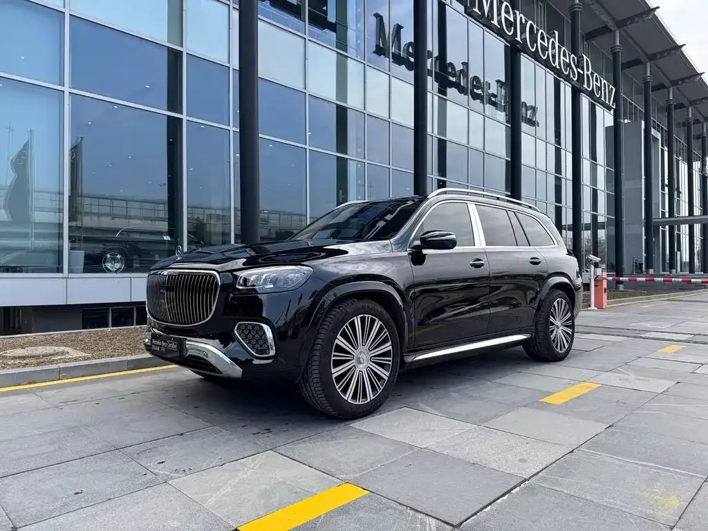 Mercedes-Benz GLS — фото 1
