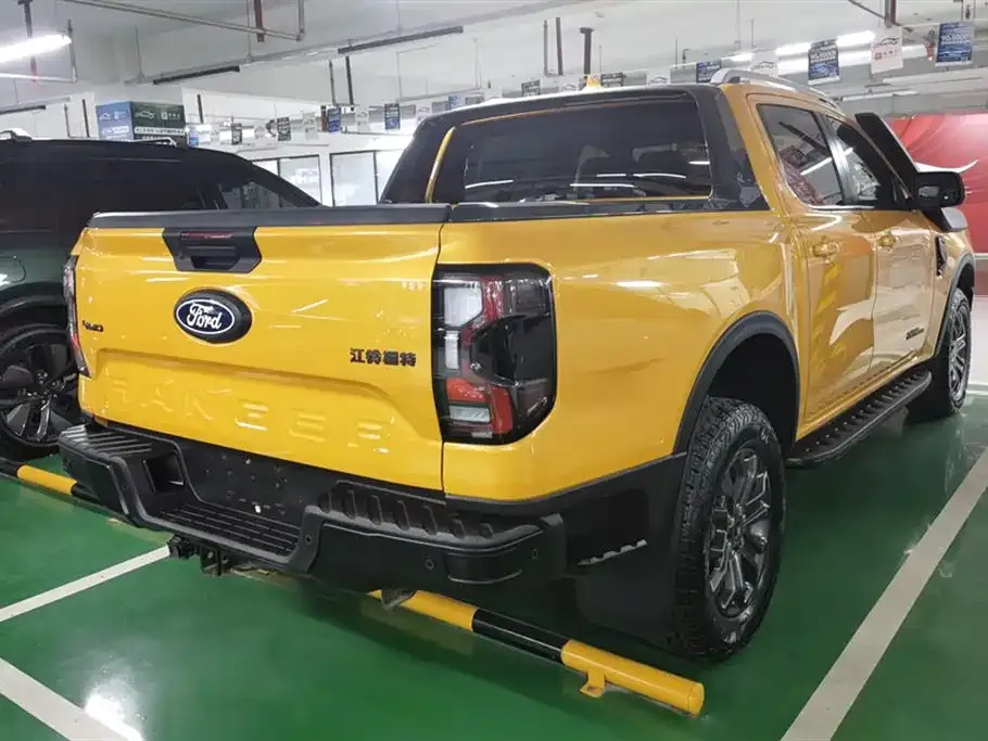 Ford Ranger — фото 10