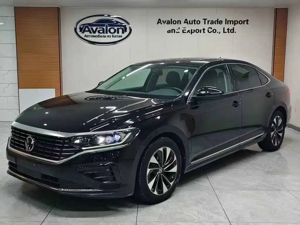 Volkswagen Passat — фото 1