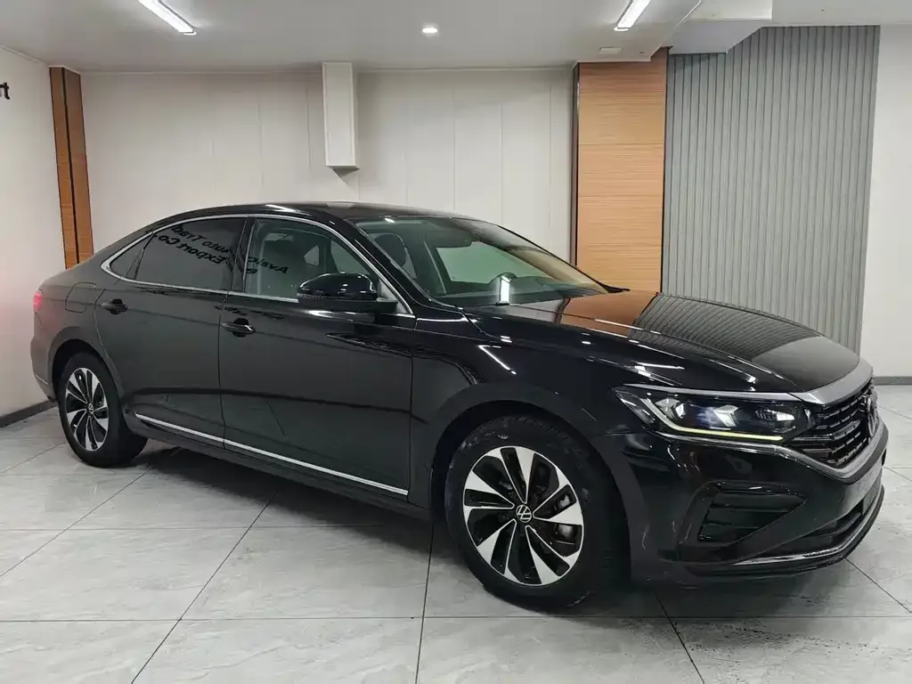 Volkswagen Passat — фото 5