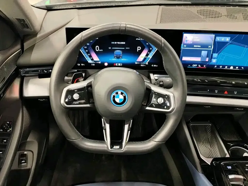 BMW i5 — фото 9