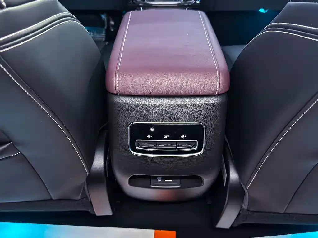 GAC Motor Trumpchi M6 — фото 3