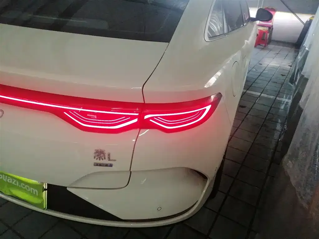 BYD Qin L — фото 5
