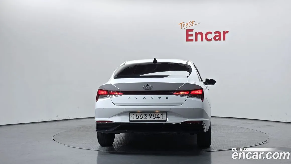 Hyundai AVANTE — фото 4