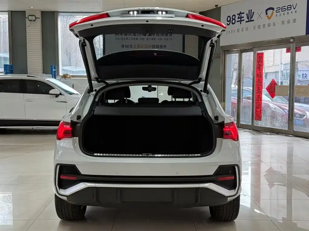 Audi Q3 Sportback — фото 6