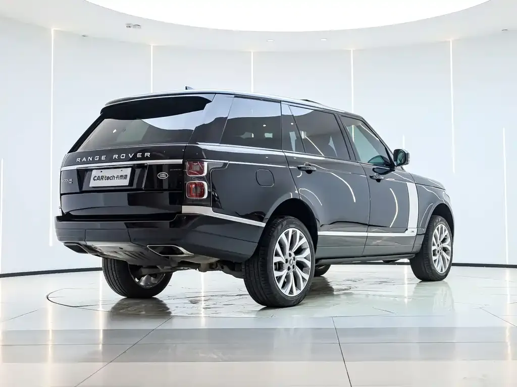 Land Rover Range Rover — фото 1