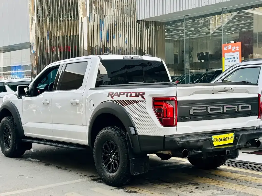 Ford F-150 Raptor — фото 9