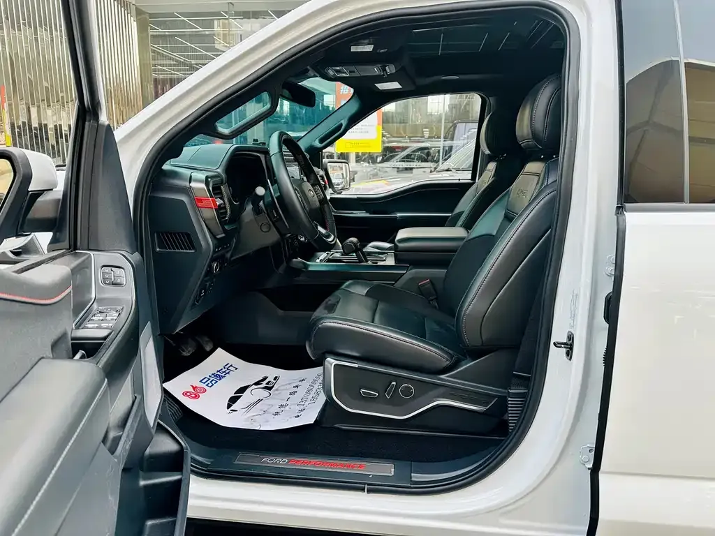 Ford F-150 Raptor — фото 8