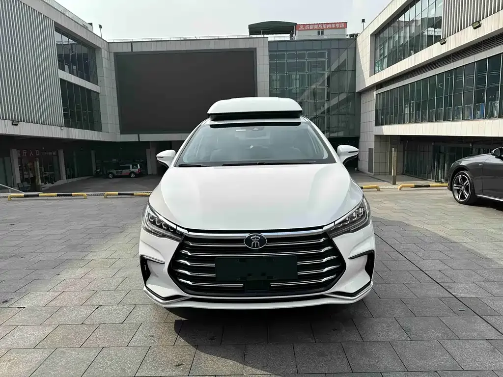 BYD MAX New Energy — фото 9