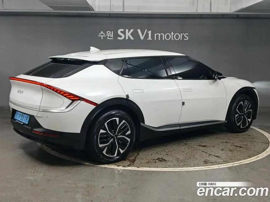 Kia EV6 — фото 4