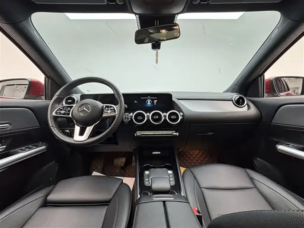 Mercedes-Benz GLA — фото 8