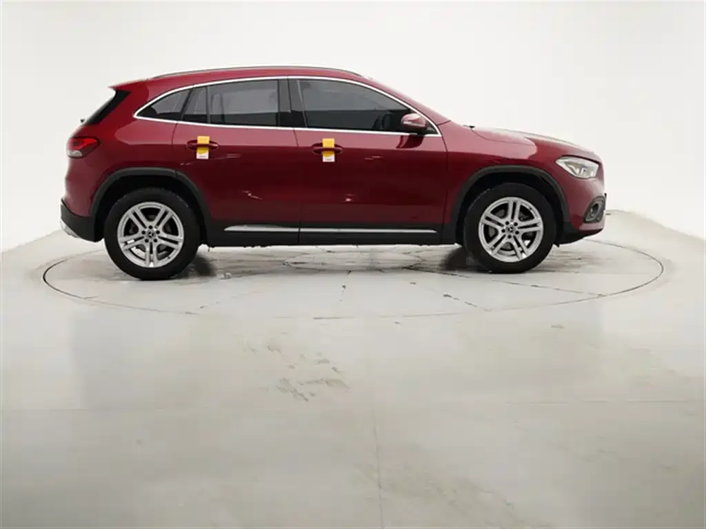 Mercedes-Benz GLA — фото 4