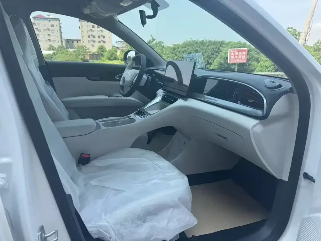 Geely Starburst — фото 8
