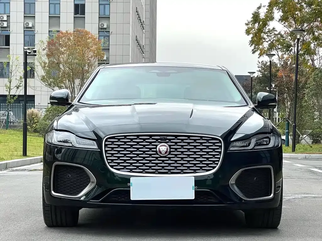 Jaguar XFL — фото 9