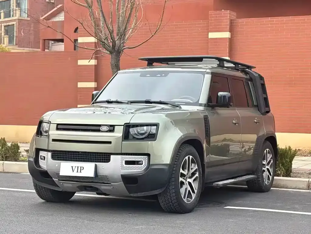 Land Rover Defender — фото 1