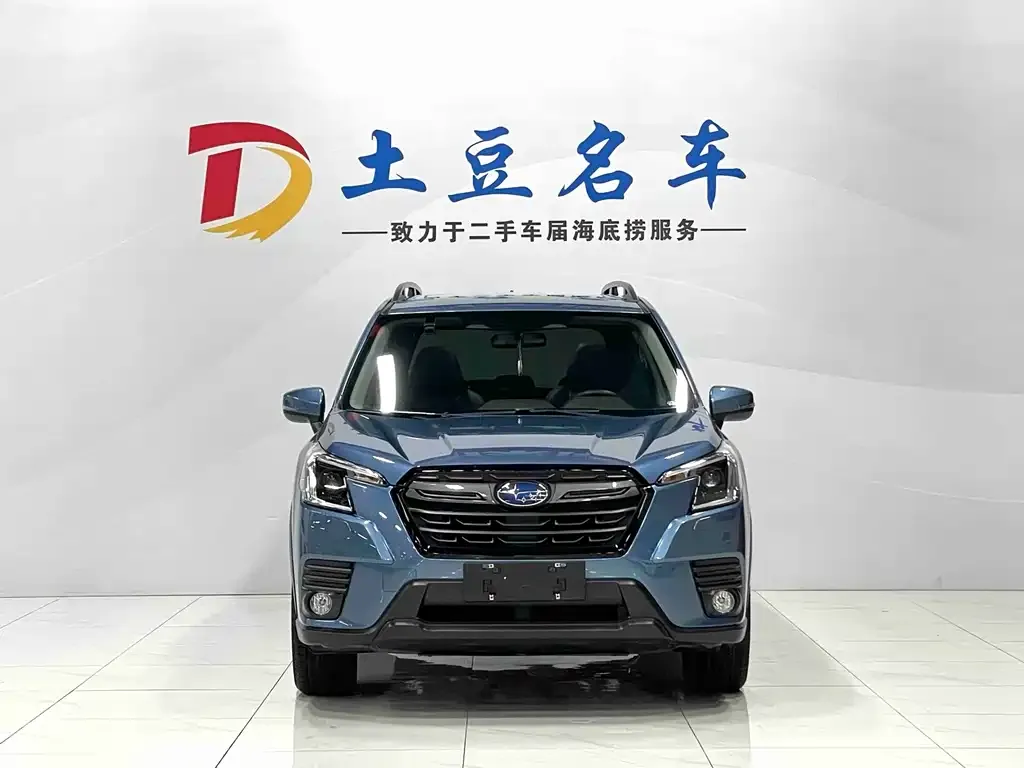 Subaru Forester — фото 2
