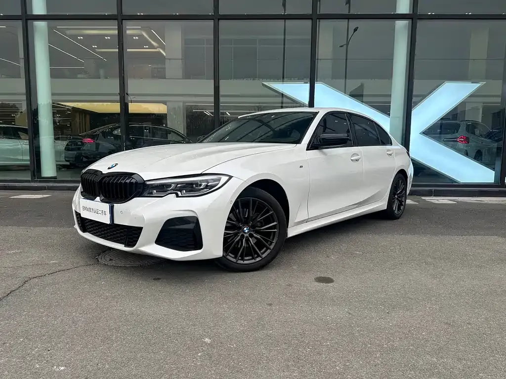 BMW 3 Series — фото 1