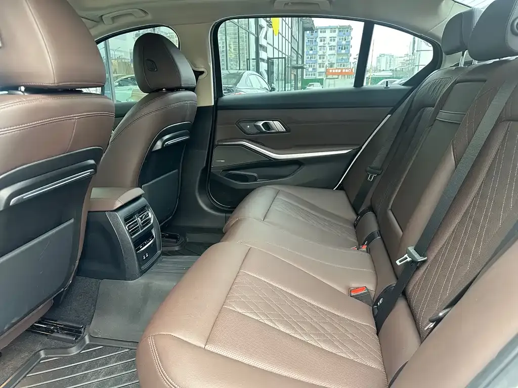 BMW 3 Series — фото 10