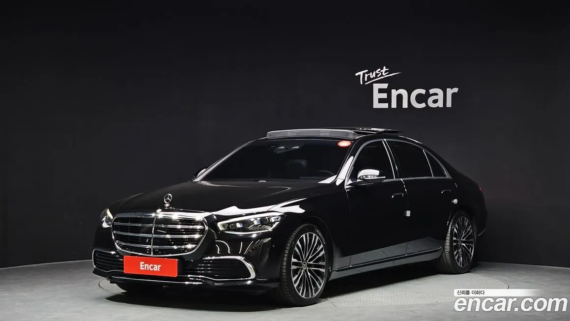 Mercedes-Benz S-Class — фото 1