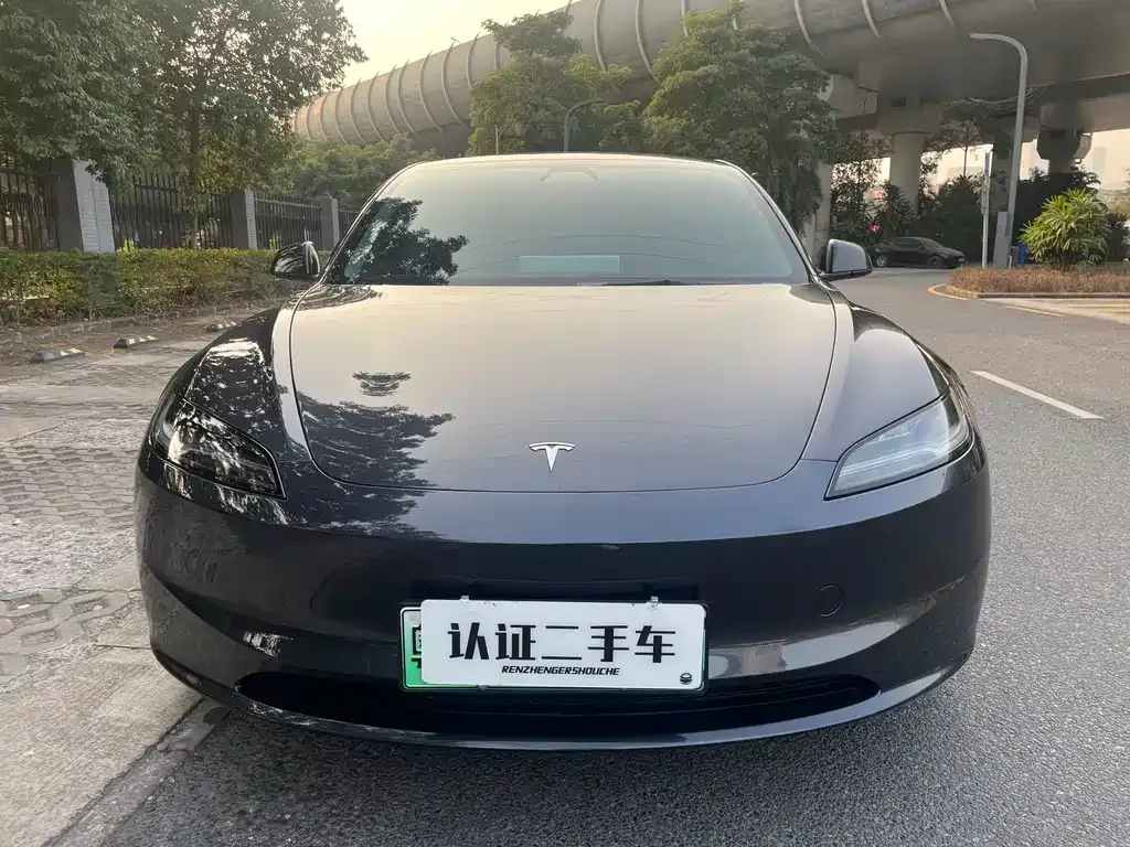 Tesla Model 3 — фото 2