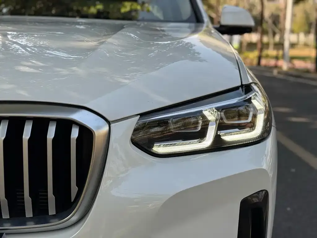 BMW X3 — фото 2