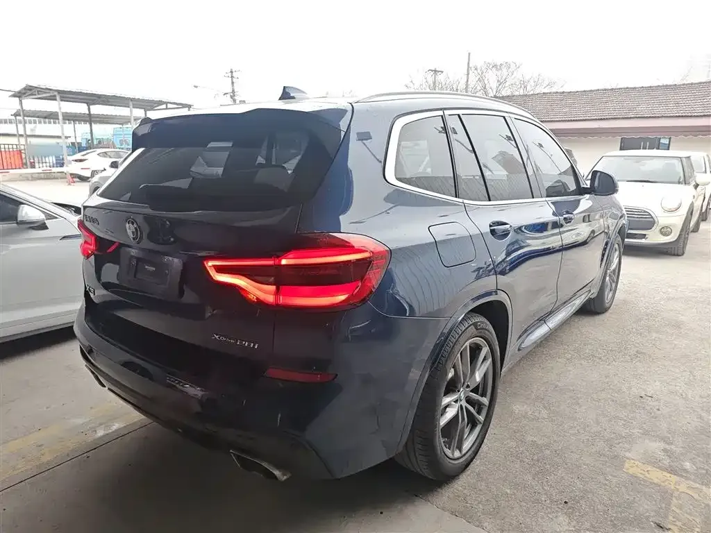 BMW X3 — фото 10
