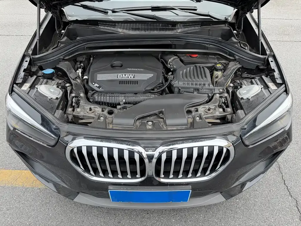 BMW X1 — фото 10