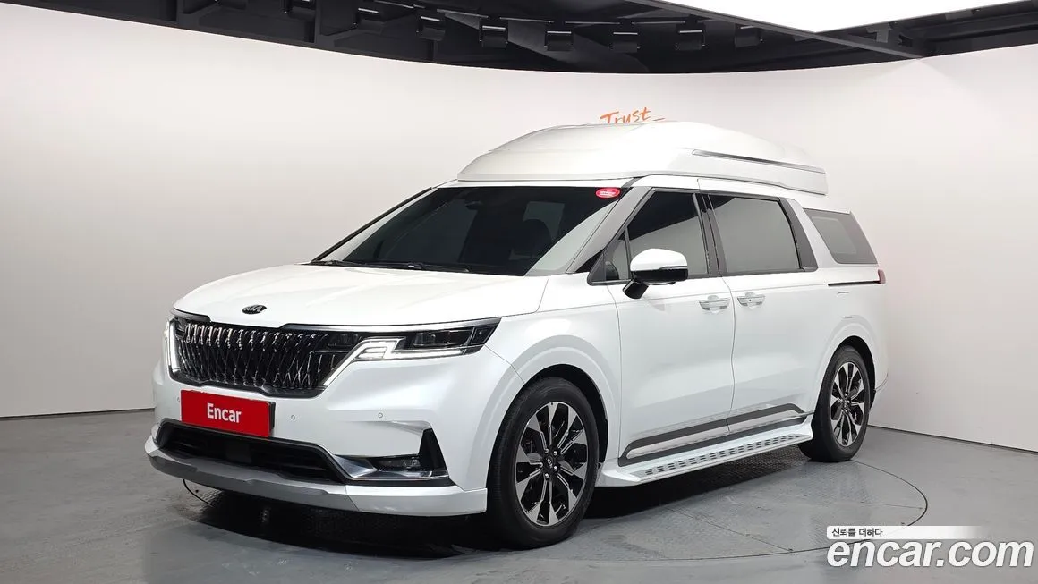 Kia Carnival — фото 1
