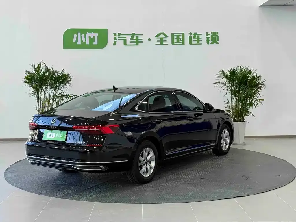 Volkswagen Passat — фото 4