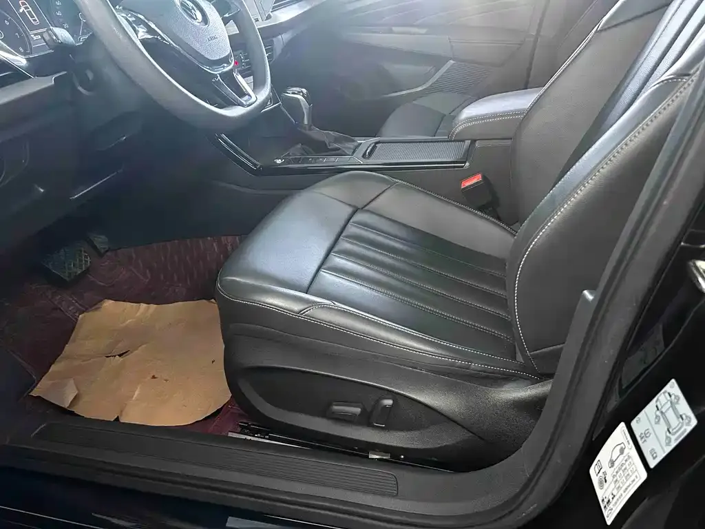 Volkswagen Passat — фото 3