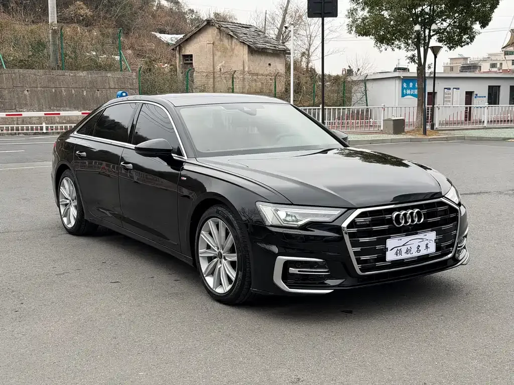 Audi A6L — фото 5