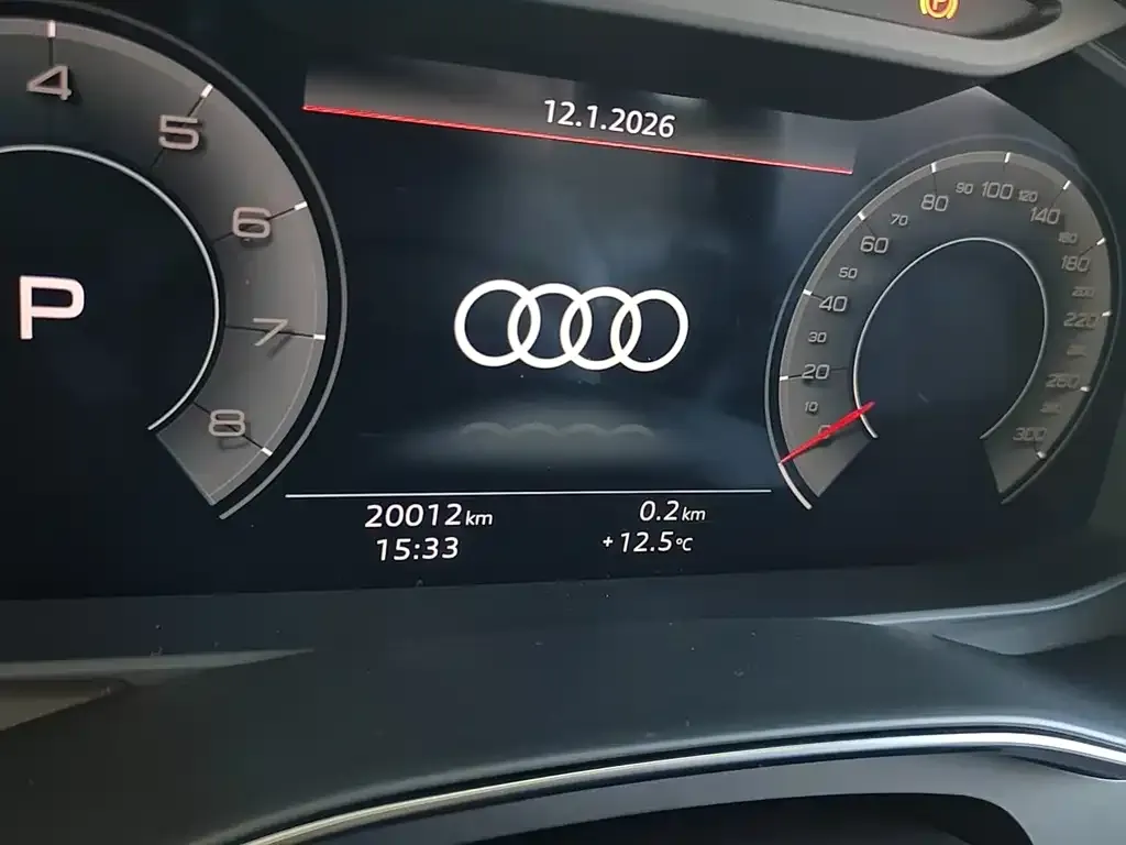 Audi A6L — фото 6