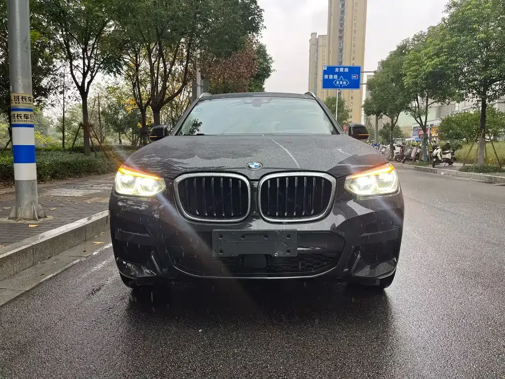 BMW X3 — фото 4