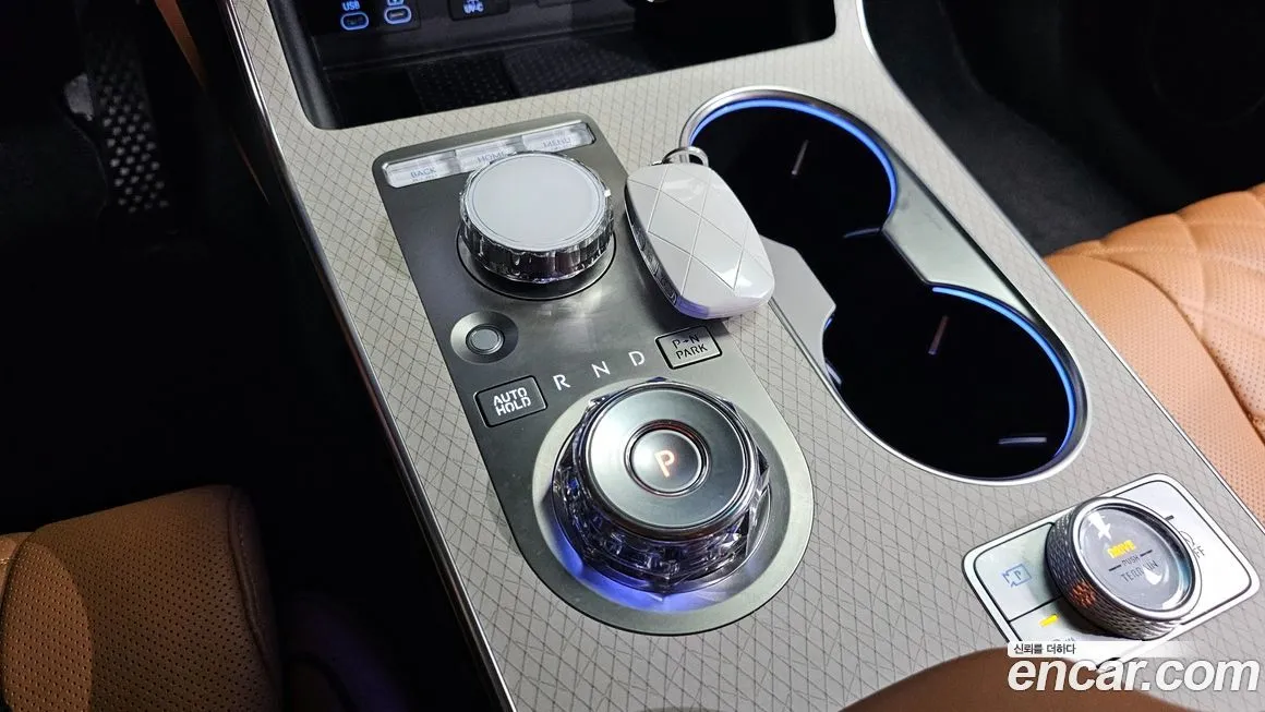 Genesis GV80 — фото 10