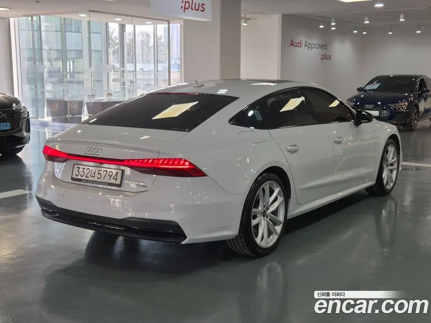Audi A7 — фото 2
